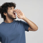 Paralisia das Cordas Vocais: 5 Causas, Sintomas e Tratamento